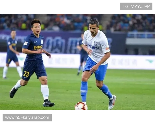 反击连线一脚洞穿对手防线成功制胜——精彩瞬间的背后,胜利的秘诀 反击连线一脚洞穿对手防线成功制胜——精彩瞬间的背后,胜利的秘诀